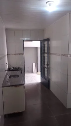 Imagem Terreno com Casa Não Averbada no Condomínio La Salle - Pinheirinho