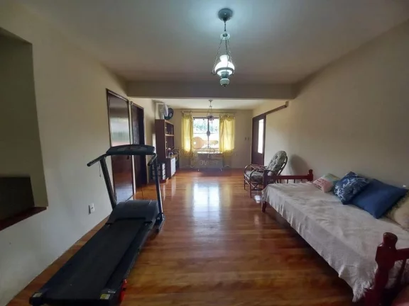 Imagem Casa para Venda em Teresópolis / RJ no bairro Vale do Paraíso