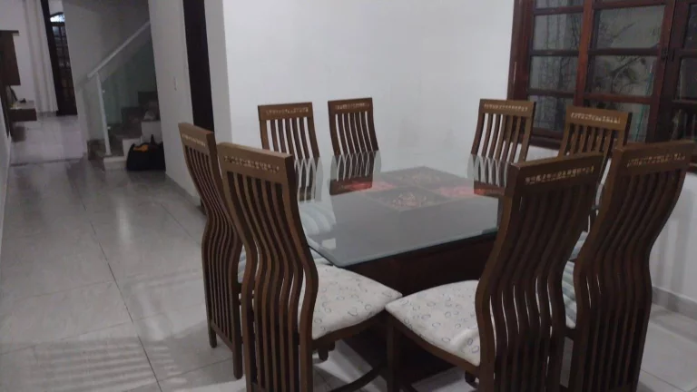 Imagem Sobrado com 3 dormitórios para alugar, 290 m² por R$ 3.300/mês - Parque Gerassi - Santo André/SP