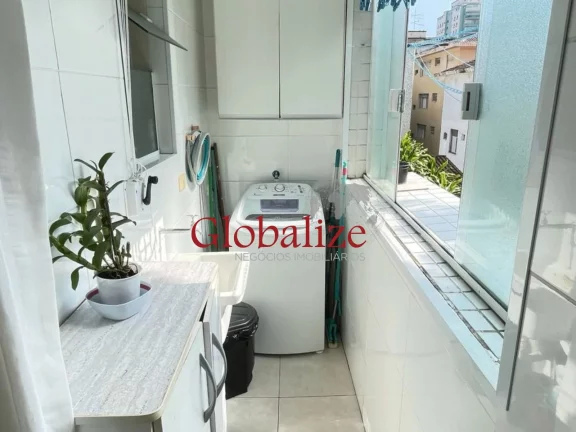 Imagem Apartamento à venda com 60m², 2 quartos, vaga demarcada por R$459.000,00 no Embaré em Santos