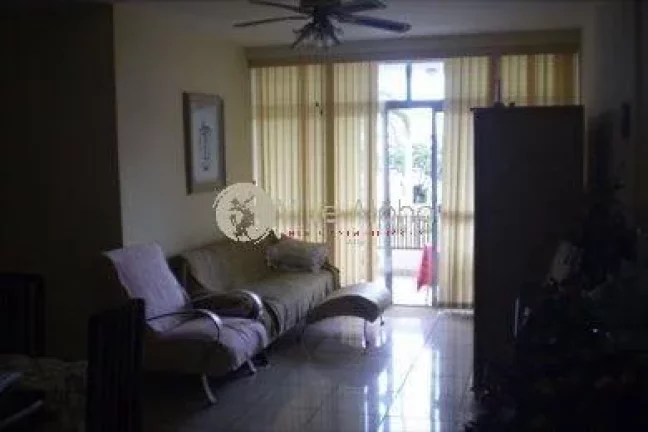 Imagem Apartamento a venda de frente pro mar no Embaré