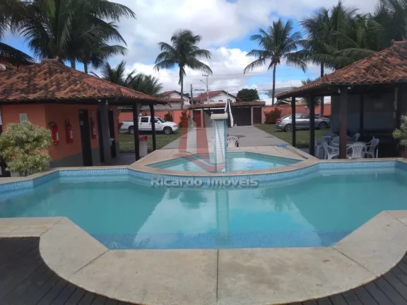 Imagem Casa Duplex Mobiliada Condomínio Piscina e Canal Navegável