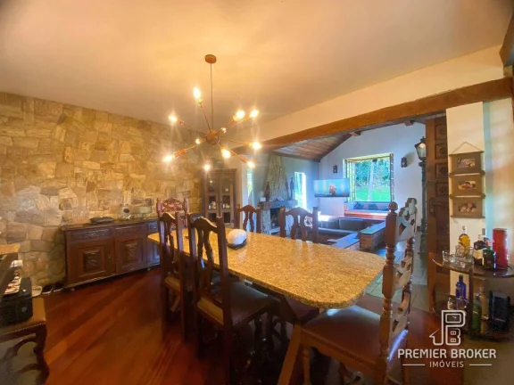 Imagem Casa à venda, 284 m² por R$ 1.700.000,00 - Parque do Imbui - Teresópolis/RJ
