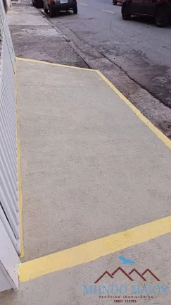 Imagem Sobrado à Venda com 2 Dorms e Lavabo Aceita Apto em São Bernardo