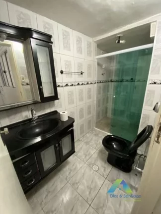 Imagem SANTO ANDRÉ Casa 200 metros, total de 5 dormitórios, Edícula, 2 vagas com excelente localização e valor !!!