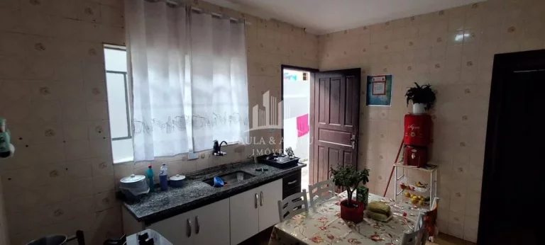 Imagem São 2 Casas e 1 Salão Comercial, 125m², 4 Cômodos cada, Escritura, Na principal Avenida do Jardim Esperança, Mauá-SP