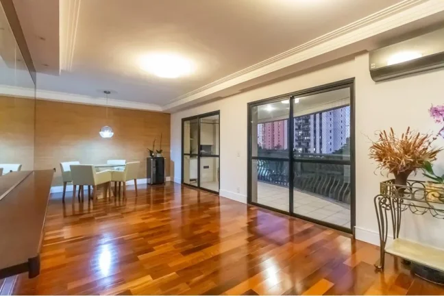 Imagem Apartamento à venda em São Paulo-SP, Alto da Boa Vista: 3 quartos, 3 suítes, 5 banheiros, 3 vagas, 148m². Encontre seu novo lar!
