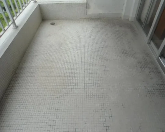 Imagem Apartamento à venda no Guarujá na Praia das Pitangueiras.
