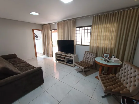 Imagem Linda Casa De 3 Suites Mais Office No Parque Flamboyant Sozinha No Lote