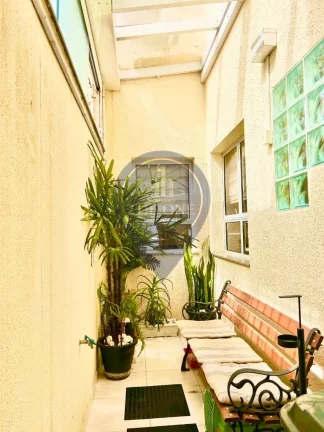 Imagem Casa à venda em São Paulo-SP, Cidade Mãe do Céu: 3 quartos, 3 suítes, 4 banheiros, 5 vagas de garagem, 125m² de área.