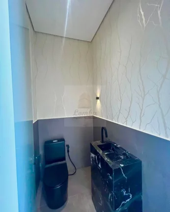Imagem Luxuosa casa em condomínio à venda em Várzea Grande-MT, bairro Mirante do Pary: 3 quartos, 3 suítes, 3 salas, 5 banheiros, 4 vagas, 230m².