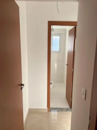 Imagem Apartamento à Venda em Caiçara, Praia Grande - SP