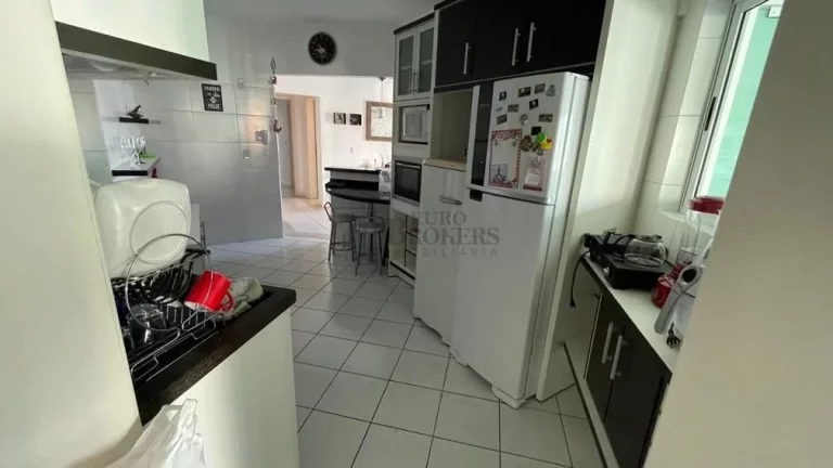 Imagem Apartamento com 03 dormitórios à venda no Centro de Balneário Camboriú/SC