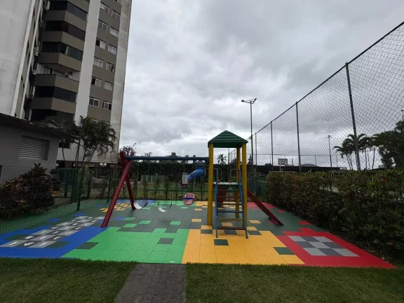 Imagem Apartamento com 3 dormitórios e 1 vaga de garagem em Joinville/SC