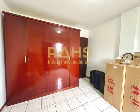 Imagem Excelente Apartamento com 2 quartos e elevador no Bucarein. Conta com 70,86 m² privativos muito bem...