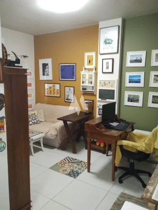 Imagem Apartamento à venda com 1 dormitório e varanda envidraçada no Boqueirão de Santos/SP