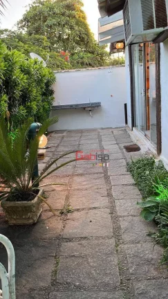 Imagem Casa com 3 dormitórios à venda, 130 m² por R$ 1.800.000,00 - Geribá - Armação dos Búzios/RJ