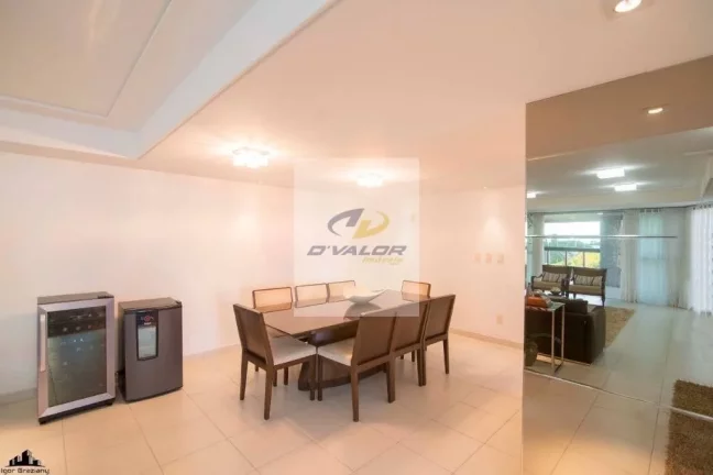 Imagem Vendo apartamento de luxo, com 380’m², ampla varanda gourmet, 4 suítes e 4 vagas
