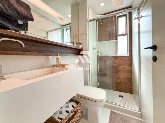 Imagem APARTAMENTO REFORMADO À VENDA EM SETÚBAL – 3 QUARTOS | VARANDA GOURMET | ANDAR ALTO