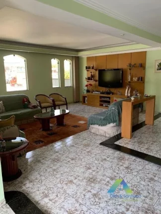 Imagem Sobrado alto Padrão, 5 suites,5 vagas de garagem área gourmet excelente localização.