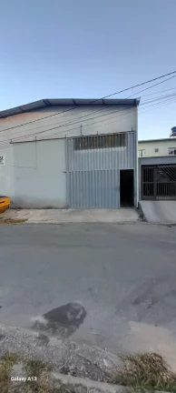 Imagem Galpão para Locação em Santa Luzia, 250m², 2 Banheiros