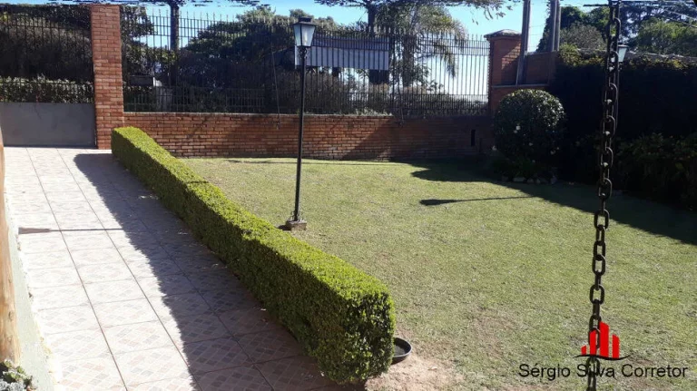 Imagem Casa a Venda com 03 Dormitórios no Jardim Manancial.