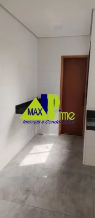 Imagem Imperdível oportunidade! Casa à venda em São Paulo-SP, Vila Granada. 2 quartos, 2 suítes, 1 sala, 2 banheiros, 3 vagas, 130m².