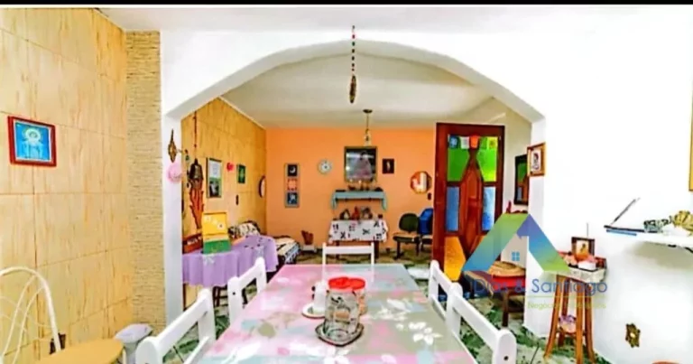 Imagem CERAMICA Casa 211M², 2 dormitórios, 1 suíte 4 vagas ótima localização e valor !!!