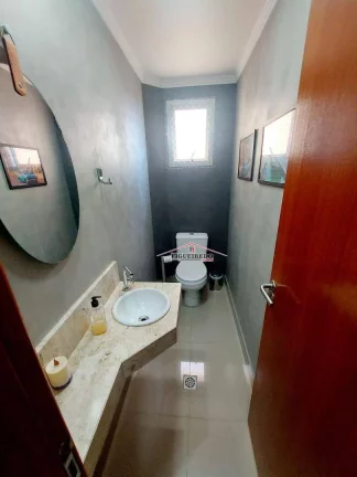 Imagem 2 dormitório sendo 2 suíte, canto do forte 2 vagas de garagem