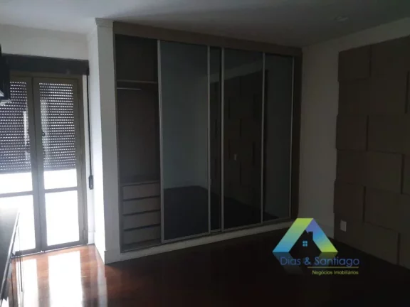 Imagem Apartamento com 4 Quartos e 5 banheiros à Venda, 228 m²