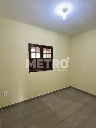 Imagem Casa à venda no Bairro Cohab Massangano com 3 quartos, PETROLINA - PE