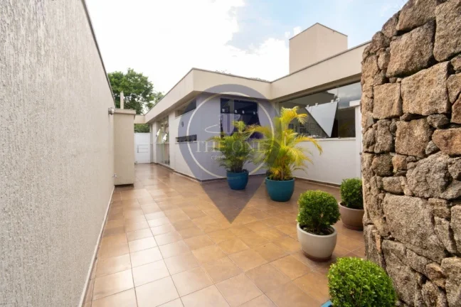 Imagem Espetacular casa à venda em São Paulo-SP, Alto de Pinheiros: 4 quartos, 4 suítes, 2 salas, 6 banheiros, 7 vagas, 495m².