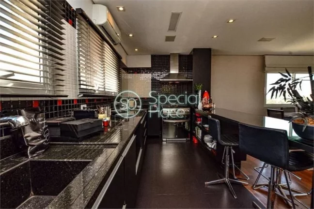 Imagem Cobertura Duplex Jardim Europa. Excelente! Duas suítes (é possível fazer mais dois dormitórios n...