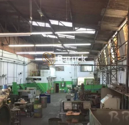 Ponto Comercial à Venda, 600 m² em Vila Fachini - São Paulo