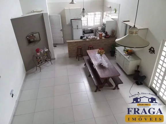 Imagem Sitío/Chácara com 03 quartos à venda, 250m²-Ipanema do meio Aracoiaba Serra
