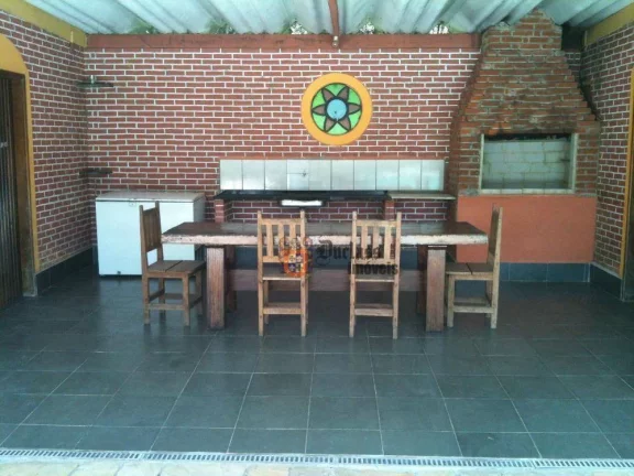 Imagem Sítio com 14 dormitórios à venda, 26000 m² por R$ 2.700.000,00 - Usina - Atibaia/SP