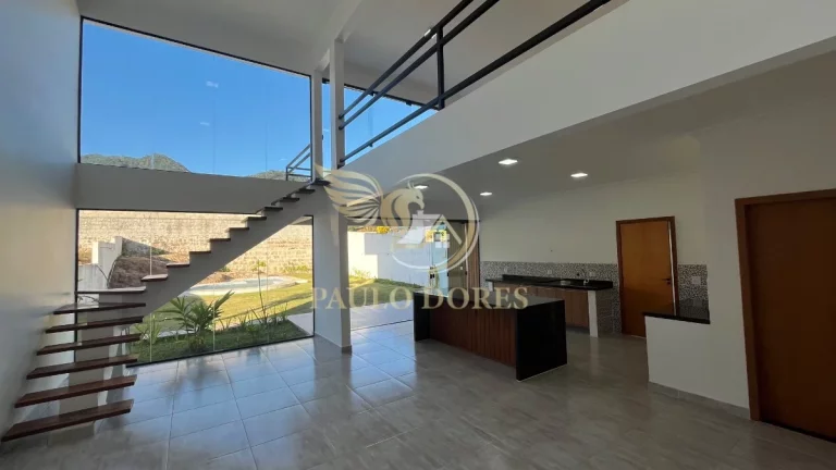 Imagem Belíssima Casa Recém Construída em Condomínio Fechado UBATUBA-SP