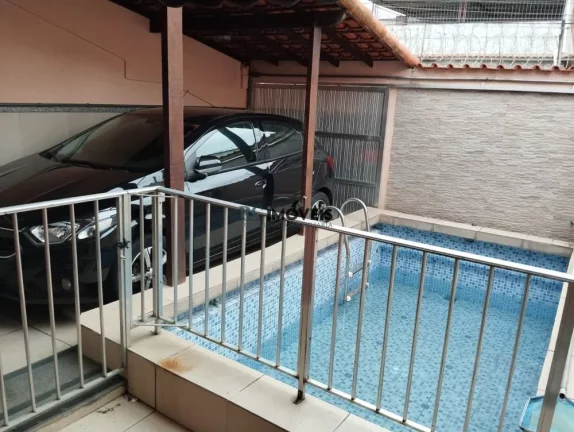 Imagem Casa a Venda no bairro Colubandê - São Gonçalo, RJ
