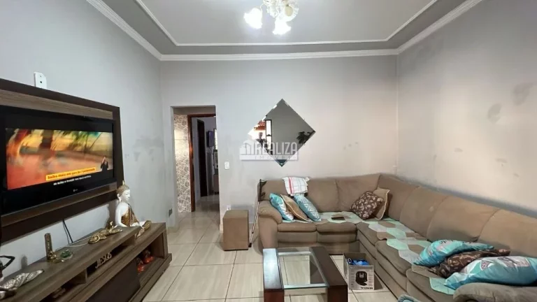 Imagem Casa para alugar no Jardim Elza Amuí I, em Uberaba