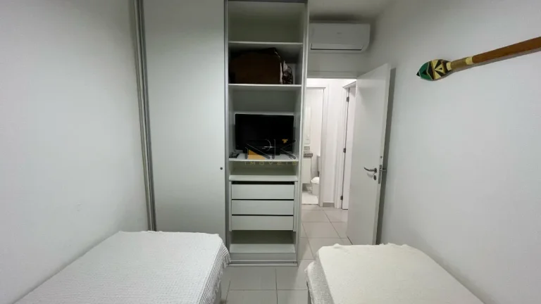 Imagem APARTAMENTO PRAIA GRANDE com 2 dormitórios sendo 1 suíte,1 vaga de garagem,varanda gourmet com churrasqueira,sala 2 ambientes