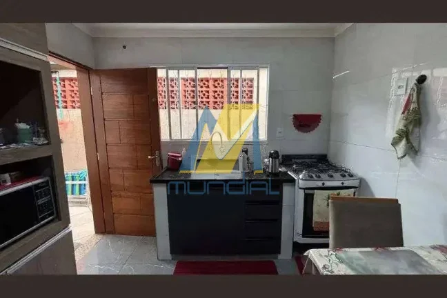 Imagem Casa térrea 2 dorms com quintal e churrasqueira no Jardim Stella