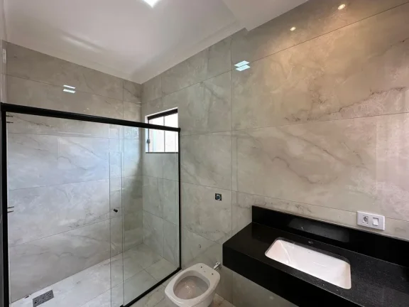 Imagem Linda Casa no Jardim das Nações - Perfeita para Você e Sua Família!