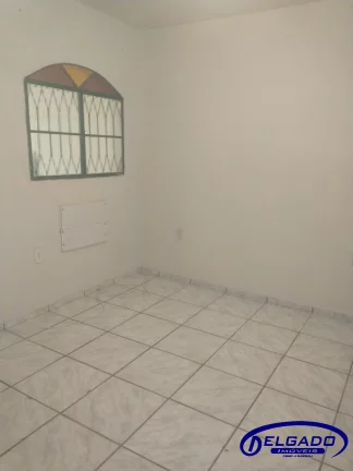 Imagem DELGADO aluga CASA com 2 quartos em Nova Cidade - Itaboraí