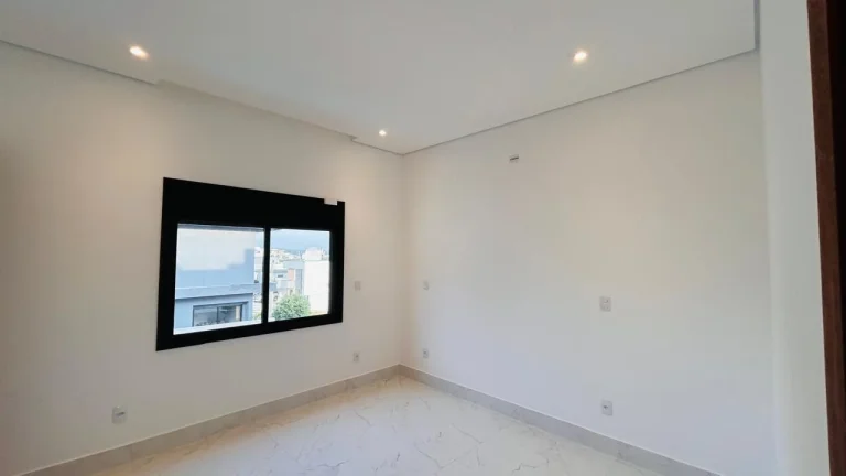 Imagem CASA 4 SUÍTES EM CONCEITO ABERTO COM ACABAMENTO DE ALTO PADRÃO CONDOMÍNIO CYRELLA