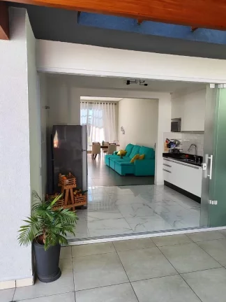 Imagem Casa com 3 dormitórios à venda, 100 m² por R$ 740.000,00 - Vila dos Comerciarios II - Taubaté/SP