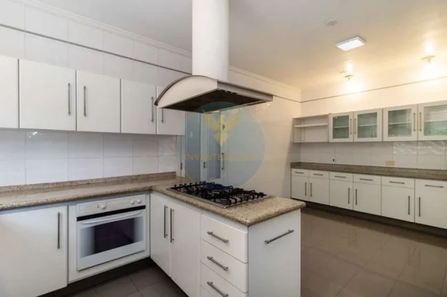 Imagem Casa em Condomínio a Venda no bairro Granja Viana - Cotia, SP