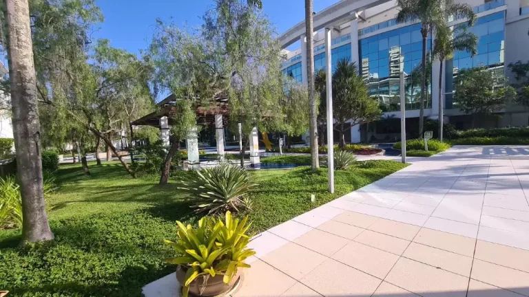 Imagem Barra da Tijuca - O2 Corporate ... Offices - Vendo Maravilhosa loja tríplex com 78m² pronta para uso R$700.000,00