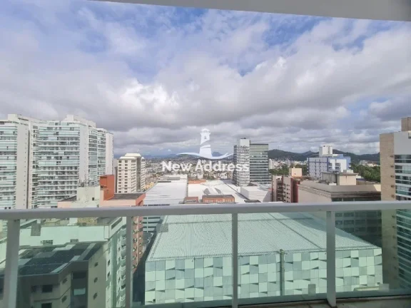 Imagem Apartamento na Praia da Costa com 120m², 3 quartos (1 suíte), 3 vagas, varandas e lazer completo. Andar alto, perto do Shopping Praia da Costa!