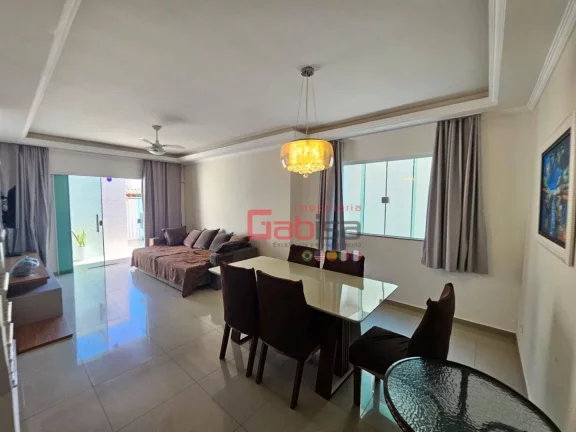 Imagem Casa com 5 dormitórios à venda, 200 m² por R$ 1.200.000 - Praia do Foguete - Cabo Frio/RJ