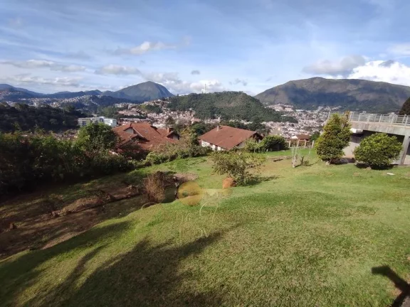 Imagem Casa para Venda em Teresópolis / RJ no bairro Iucas